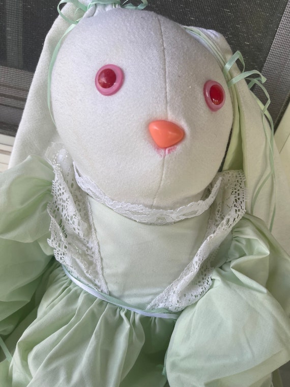 ドレスを着たうさぎのぬいぐるみハンドメイド