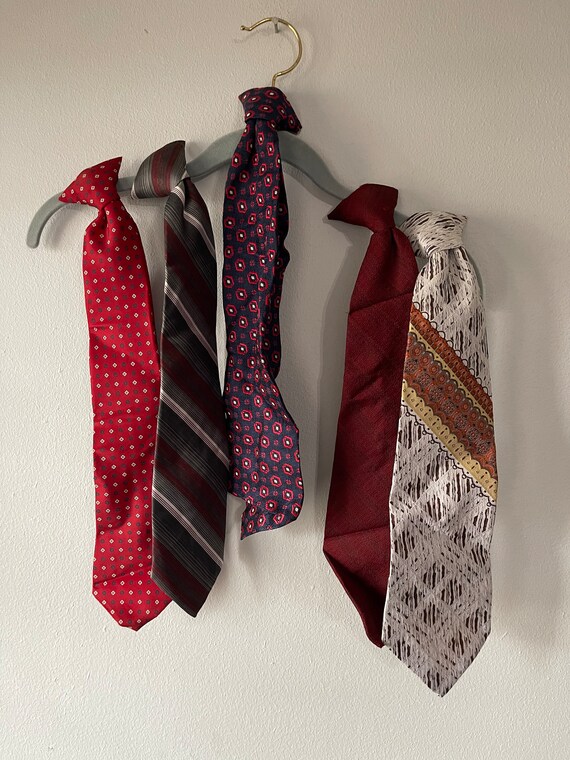 MENS Vintage lot of 5 CLIP ON Neck Ties