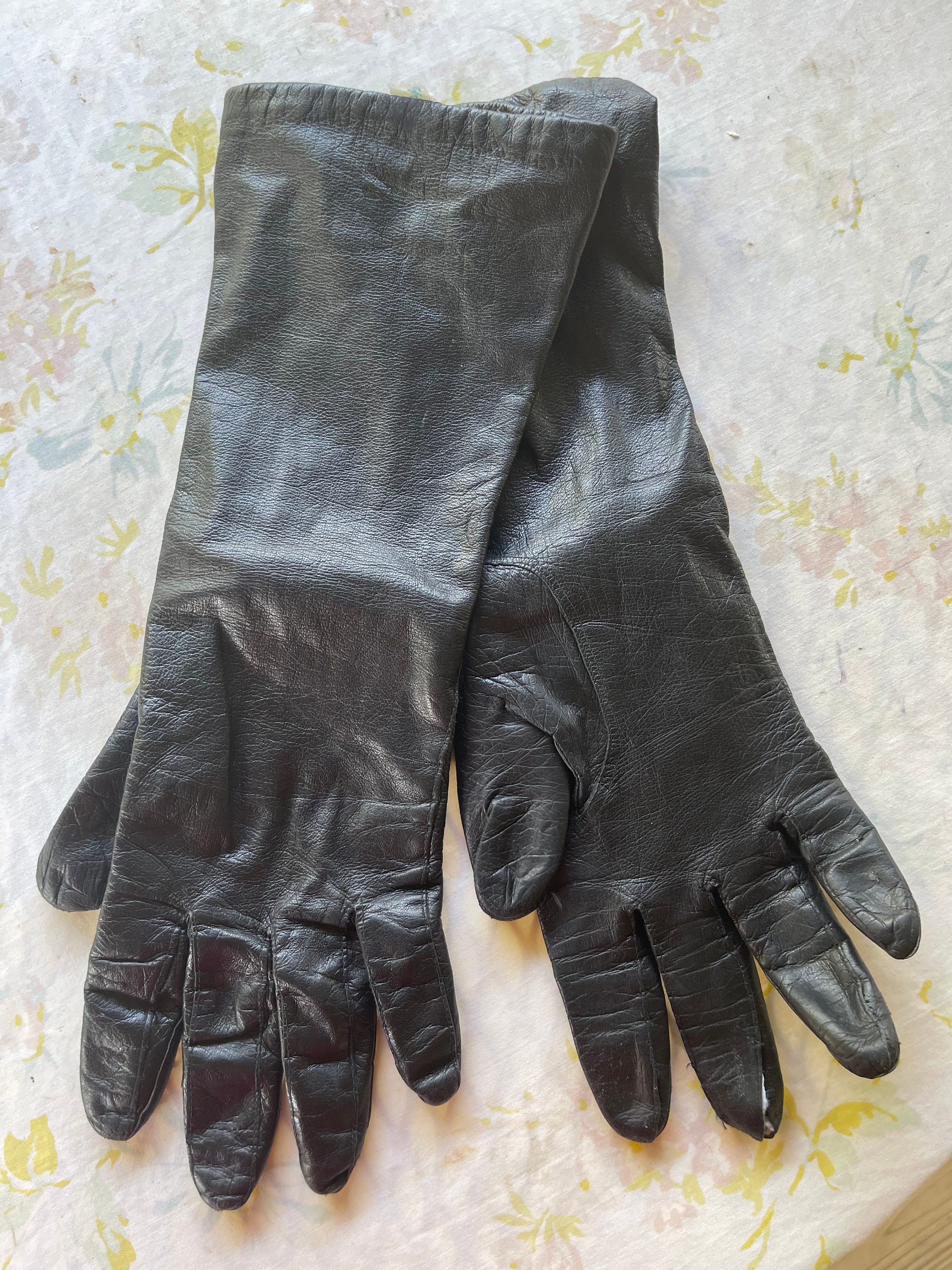 Black vintage gloves deals