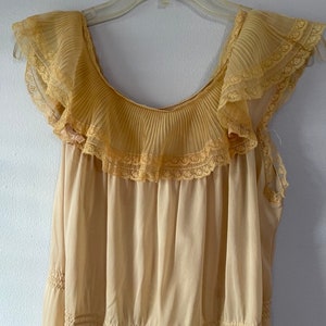 GORGEOUS Vintage 1960s GILBREATH Beige ROMANTIC Lingerie Night Gown medium image 3