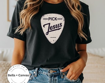 Camiseta "Pick Jesus", ropa cristiana, camiseta con púa de guitarra, ropa cristiana de guitarra, atuendo religioso, camiseta retro de fe, regalo del Evangelio