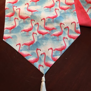 Rosa flamingo bomullslöpare: Tropiskt paradisdekor