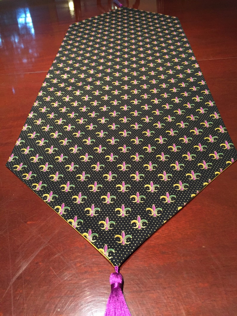 Gold & Blue Beads Cotton Table Runner by ThemeRunners Mardi Gras Carnival Green Gold & Blue Beads Cotton Table Runner by ThemeRunners Mardi Gras Carnival Green
