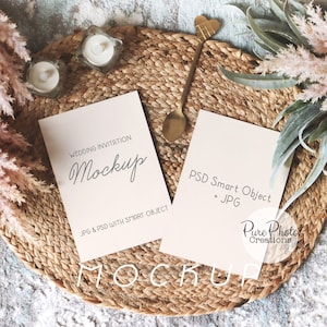 Mockup echte fotografie-uitnodiging, testmodellen huwelijksuitnodiging, dubbele kaart PSD Boho briefpapier mockup, mockup tweezijdige kaart, maat 5 x 7
