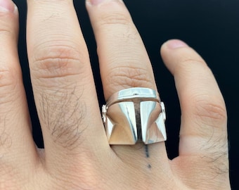 Anello mandaloriano fatto a mano in argento 925: un regalo unico per lui da nerd di Star Wars