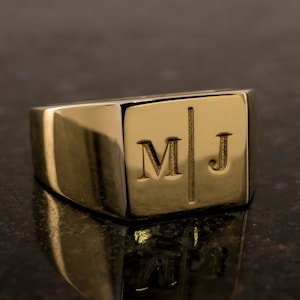 Anillo de sello personalizado - Anillo para el meñique - Anillo con inicial - Anillo de sello de plata con letra para hombre - Anillo de graduación - Joyería para eventos familiares - Regalo para novio