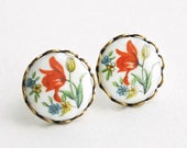Tulip Studs Tulip Post Boucles d'oreilles vintage Glass Studs Floral Cameo Studs Red Tulip Earrings Hypoallergenic Boucles d'oreilles Bijoux Tulipe