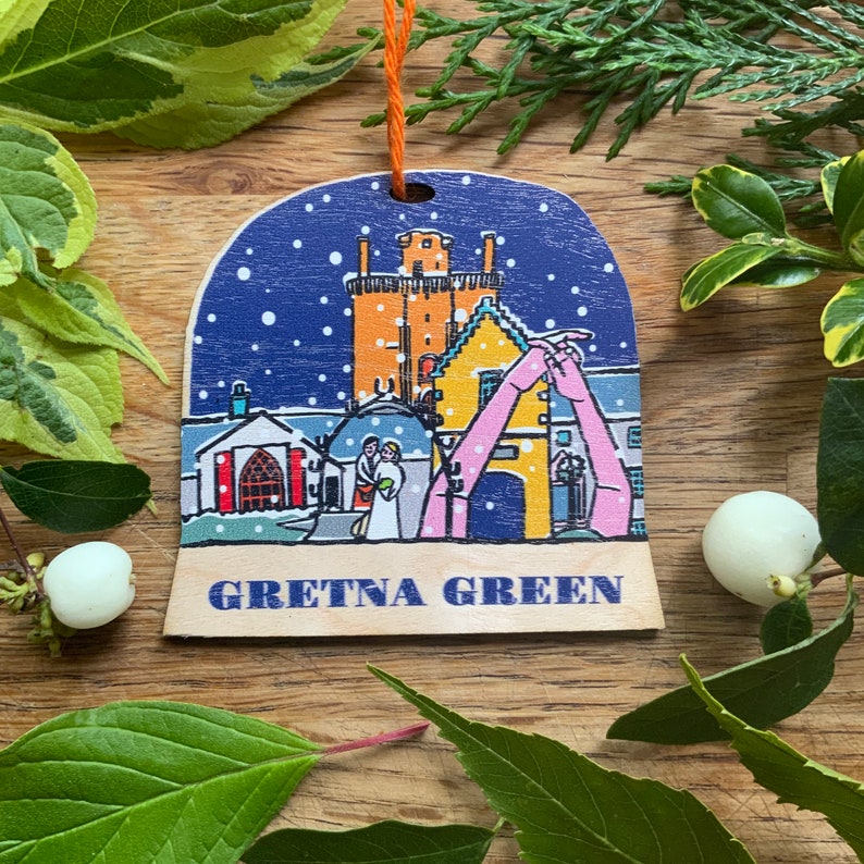 Gretna Green snow globe decoration image 1