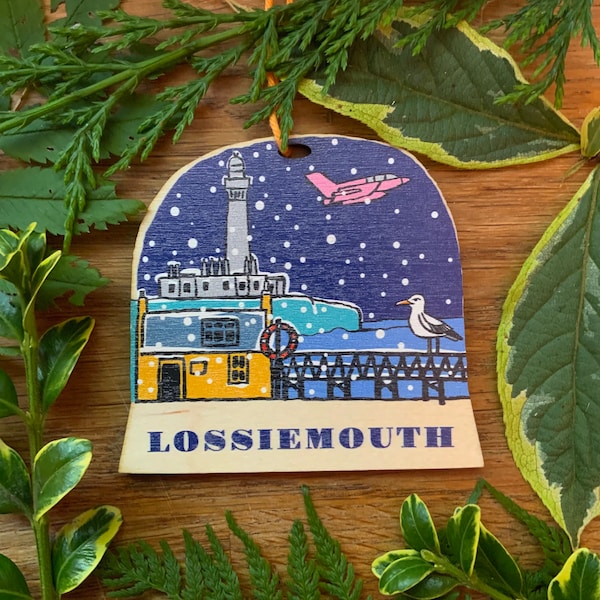 Lossiemouth snow globe decoration