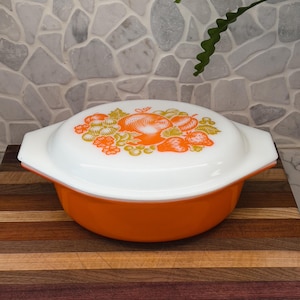 Vintage Pyrex Orange Fiesta Casserole Dish 1 1/2 Quart