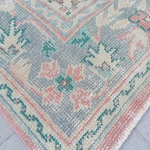 7x10 VINTAGE RUG in Wool, 7x10 Area Rug, 7x10 Rug, 7x10 Turkish Rug, Distressed Rug, Handmade Rug, 7x10 Muted Rug, Area Rug,7x10 Vintage Rug