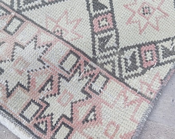 Handmade 2x6 Vintage Oushak Runner Rug: Turkish Wool Accent Rug