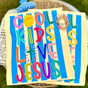 Niños geniales aman a Jesús PNG, Mamá PNG, Vida de mamá PNG, Primavera PNG, Capricho PNG, Femenino PNG, Delicado PNG, Rayas PNG, Ama como Jesús PNG