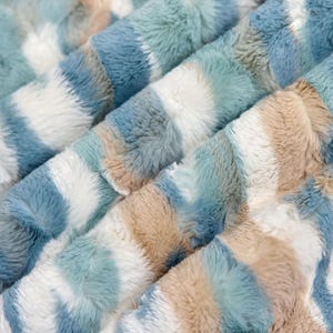 Luxe Cuddle Himalayan Raindrop