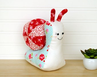 Snail Softie PDF Sewing Pattern, Sandy the Snail Stuffed Animal Pattern, Patchwork Snail Pattern