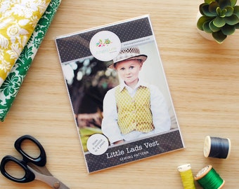 Vestpatroon HARD COPY Papieren naaipatroon voor kleine jongens Omkeerbaar vest, gilet naaipatroon, maken en verkopen, DIY