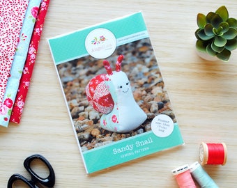 Slak Softie HARDE KOPIE Papieren naaipatroon Sandy the Snail naaipatroon