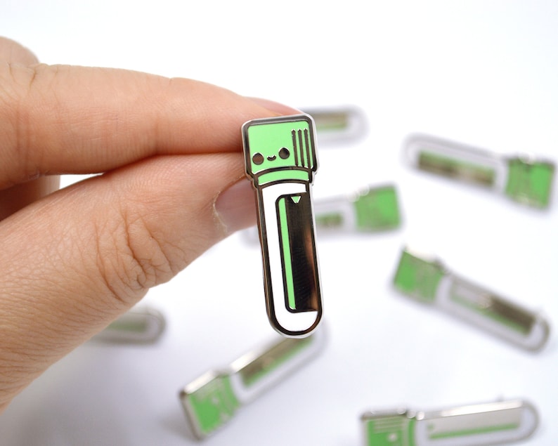 Blood Tube Enamel Pin for Nurses, Phlebotomists, Phlebotomy Techs, MLS MLT, Medical Assistant, IV Team, Blood Bank, Med Surg, Healthcare Mint