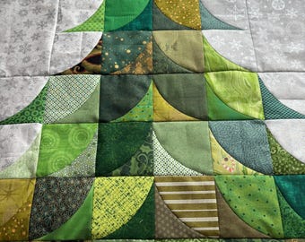 【関税＆送料込み】Herno Quilts Christmas Tree Quilt Top, Wall Hanging, Unfinished, 35 X 42