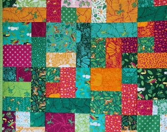 Jungle Paradise by Stacy Iest Hsu for Moda, Quilt TOP, UNFINISHED, animals, quilt blocks, 43 inch, tigers, elephants, gender neutral, bright