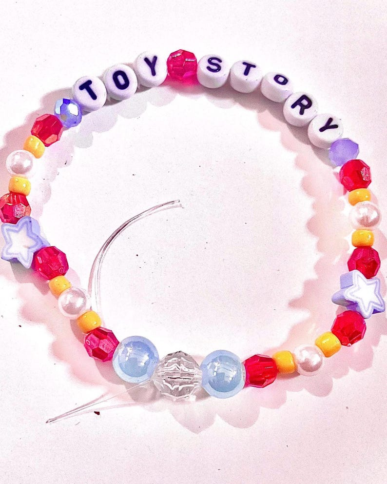 Taylor Swift-inspirerat armband med soundtrack | Smycken inspirerade av Toy Story-eran | Söta nostalgiska TS5-pärlarmband bild 14