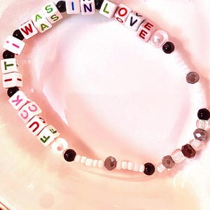 Funny Unhinged TTPD Friendship Bracelet – Humorous Swiftie Gag Gift f it I was in love