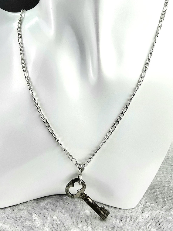 Vintage Skeleton Key Necklace