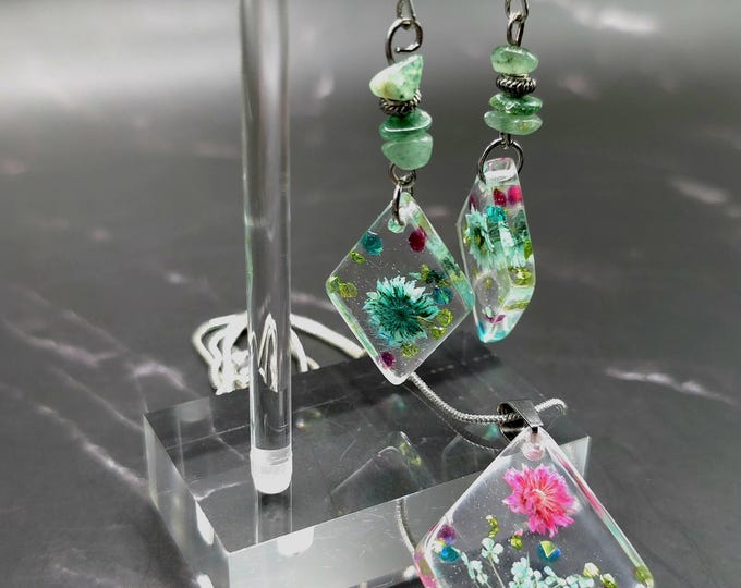 Handmade Resin Flower Jewelry Set: Stainless Steel Necklace and Earrings