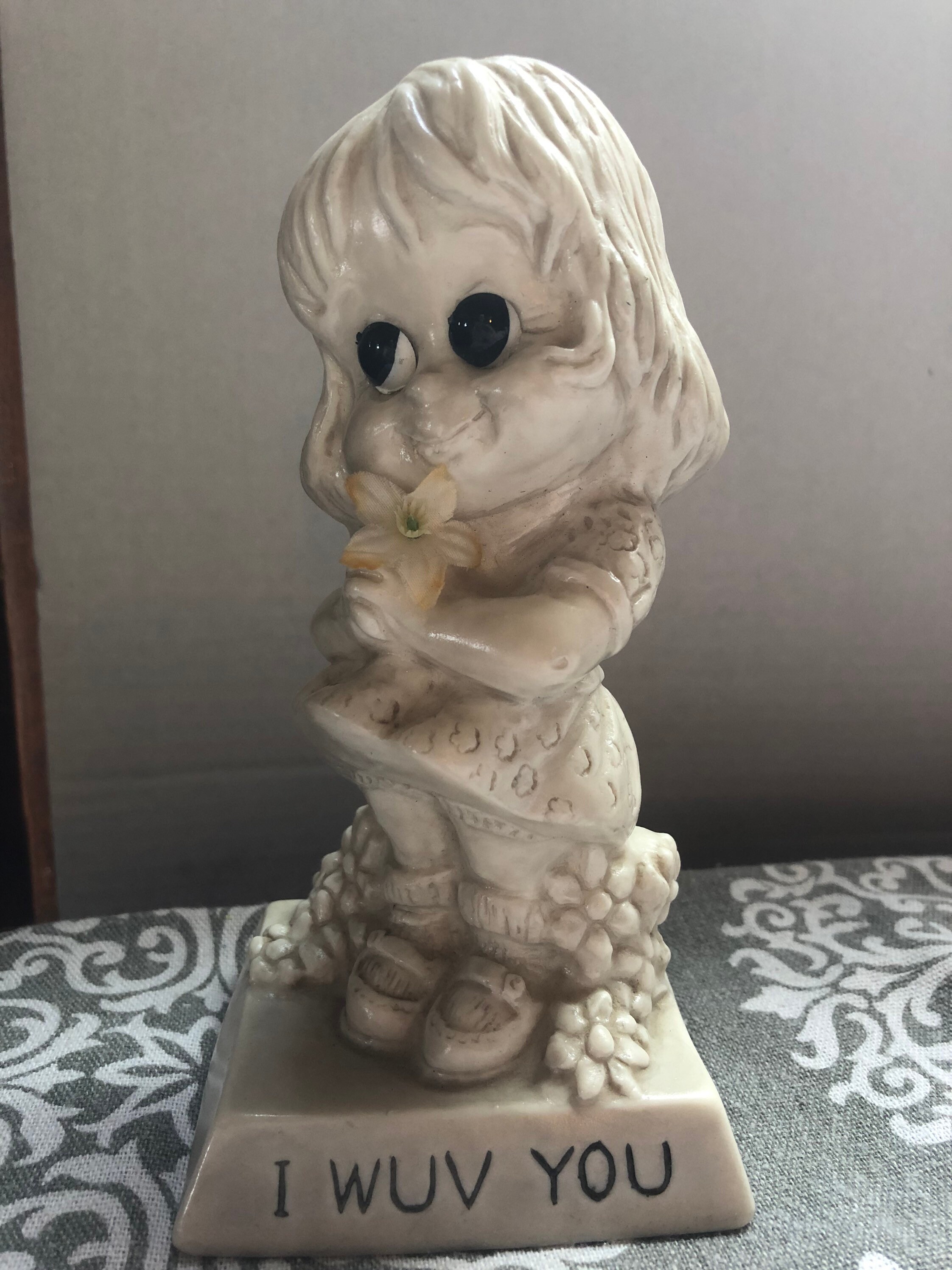 70年代　USA製　キャラクター像 I WUV YOU I Wuv You Statue 9086 Made in USA Wallace Berrie Co 1973 - Etsy