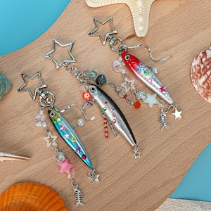 Customized initial fish lure keychain, fish lure keychain, fishing keychain, gift for fishing enthusiasts, fun pendant, gift for father