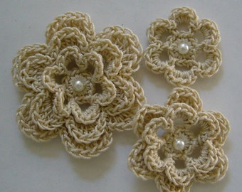 Crocheted Flowers - Ecru With a Pearl - Cotton Flowers - Crocheted Flower Appliques - Crocheted Flower Embellishments