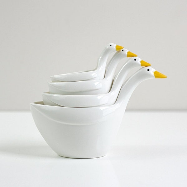 Vintage Nesting Geese Measuring Cups by Avon