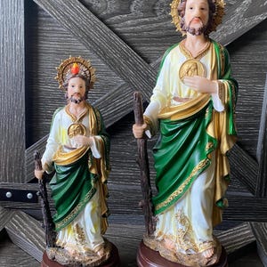San Jewellery Tadeo Harzstatue fein hergestellt Santo del Dinero St Jude Thaddeus 2 Größen religiöses Geschenk katholische Geschenkidee wählen Sie, welche Größe