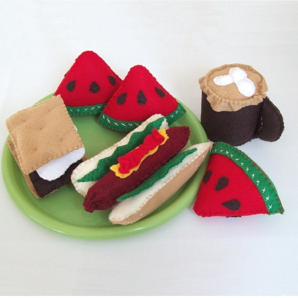 CAMP OUT FUN FOOD -  Felt Food Pattern