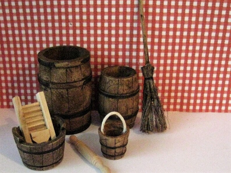 dollhouse items