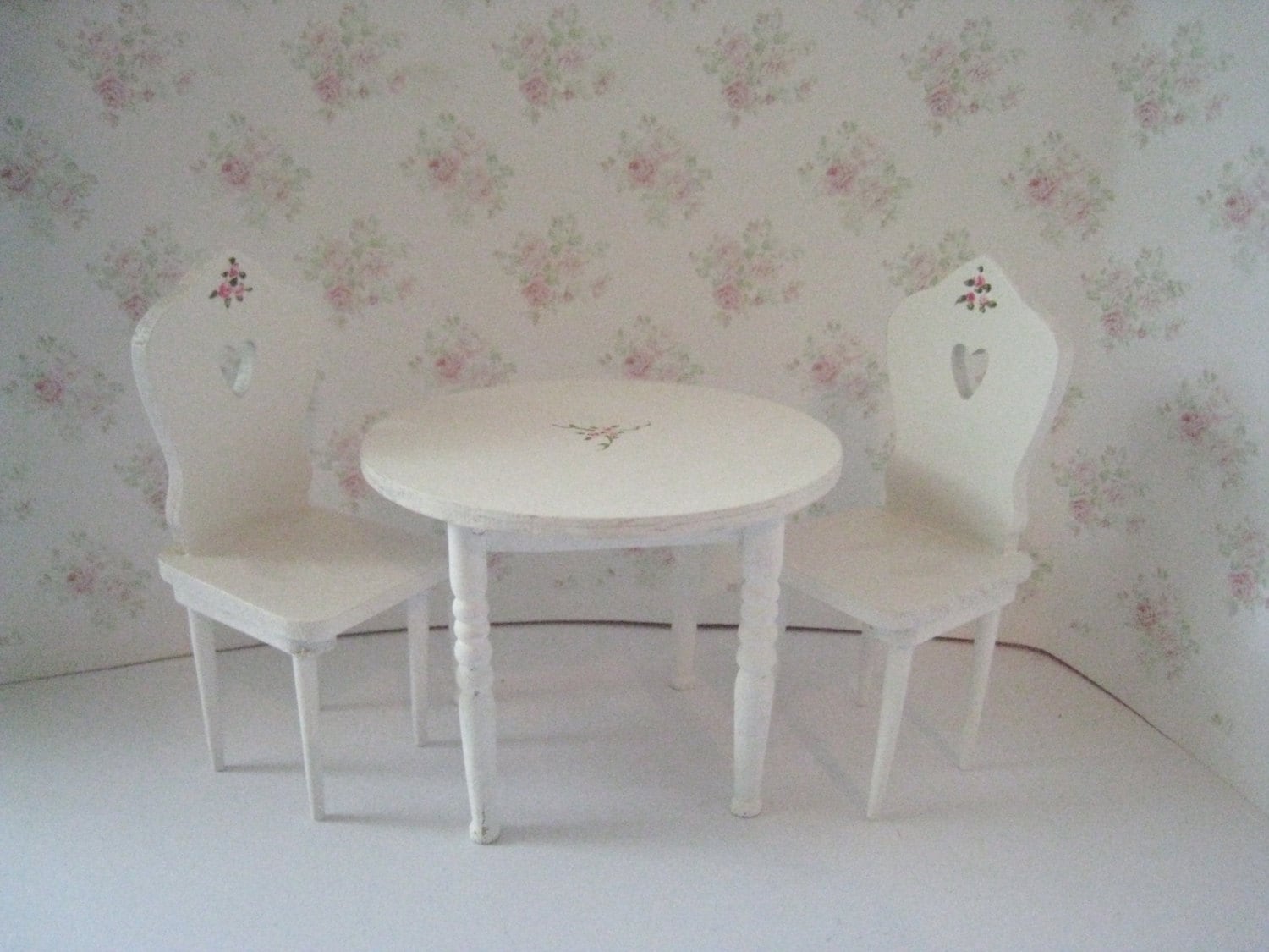 Dollhouse Miniature Hand Carved Round White Table
