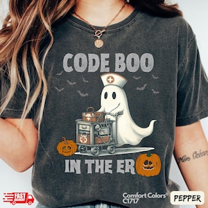 Retro Halloween Code Boo In The ER Nurse Comfort Colors® T-Shirt