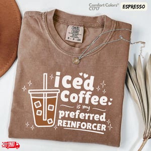 Camiseta con colores de confort y refuerzo preferido de café helado: regalo para ABA, RBT, terapeuta conductual y profesor de educación especial.