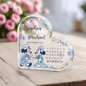 Personalized Wedding Gift, Married Calendar Acrylic Plaque, Mickey Minnie Couple, Married Plaque Gift for Couple, Wedding Keepsake Gift