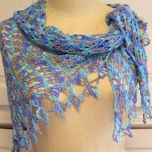 Delicate Crochet Lace Shawl Pattern PDF – Perfect Wedding or Evening Wrap – Instant Download
