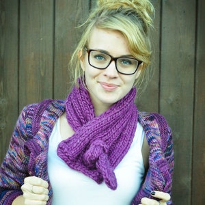 Winter Neckwarmer Knitting Pattern – Unique Knot-Through-Hole Scarf – PDF Pattern for Warm Knit Accessories