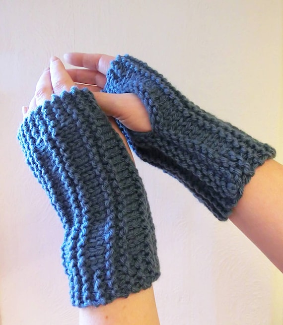wrist warmers knitting pattern