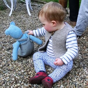 beginner knitting pattern toddler bodywarmer