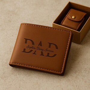 Engraved DAD Wallet, Custom Wallet with Kids Names, Personalized Leather Wallet for Dad, Father's Day Gift for Papa, Custom Men's Wallet