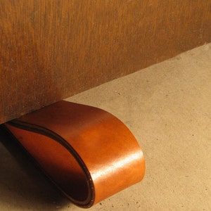 Leather doorstop - Simple leather doorstop