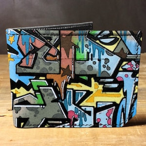 Portefeuille graffiti en cuir, cadeau pour homme, portefeuille unique, portefeuille en cuir, portefeuille intéressant, portefeuille à deux volets, portefeuille coloré, portefeuille cool
