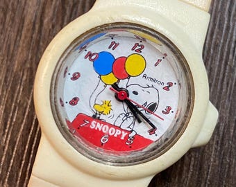 Vintage Antique 1965 UFS United Features Syndicate Armitron 8” Peanuts Gang Snoopy Woodstock Analog Pop Watch 900/59. Needs Battery