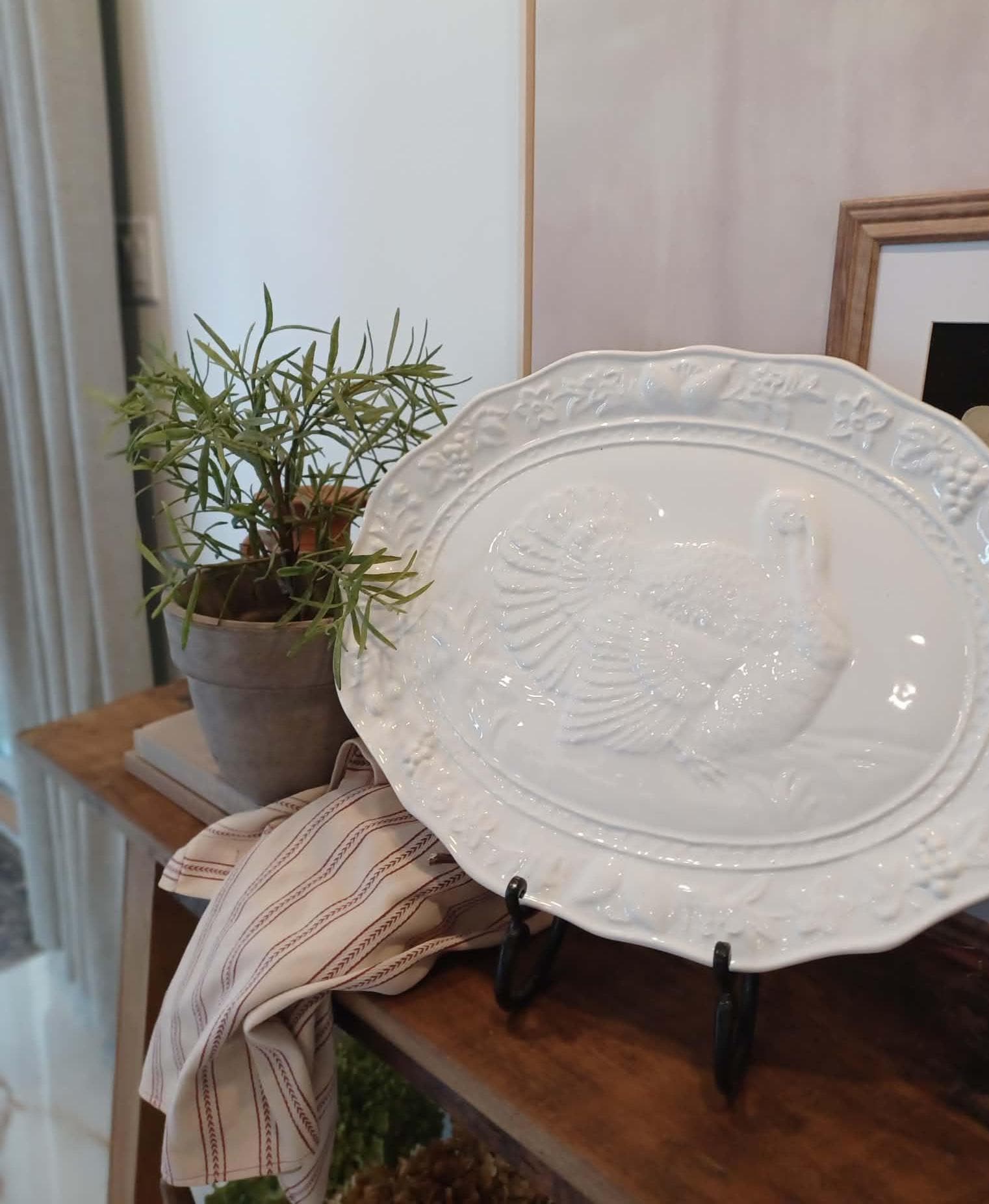 Bougeoirs en céramique blanche vintage