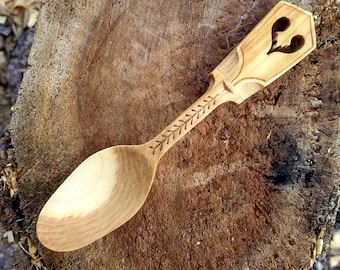 Hand carved wooden spoon proposal gift, or birthday gift, or anniversary gift, or Valentine's gift, Swedish lovespoon with a heart