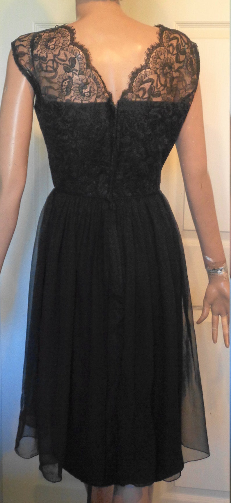 Vintage 50s Black Lace and Chiffon Panels Party Dress B36